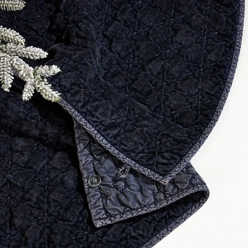 New! Anthropologie-Quilted Navona Tree Skirt